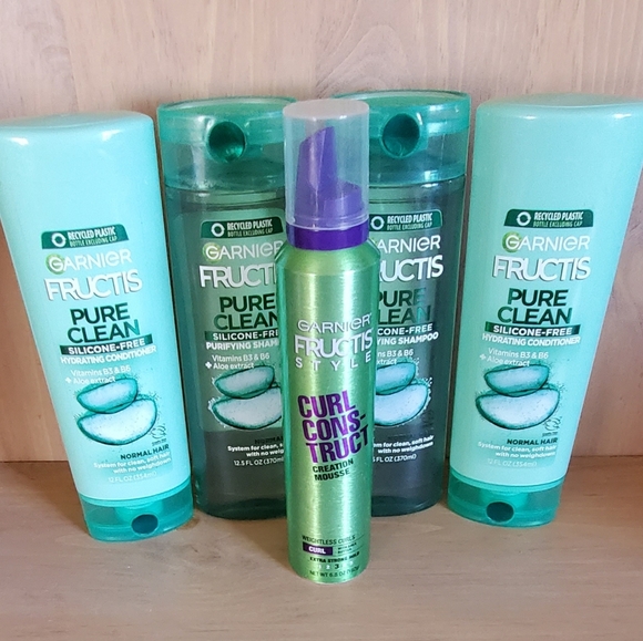 Garnier Fructis hair care bundle. 2  shampoo, 2  conditioner, 1 mousse. - Picture 2 of 3